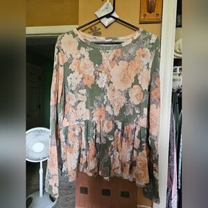 Long sleeve top